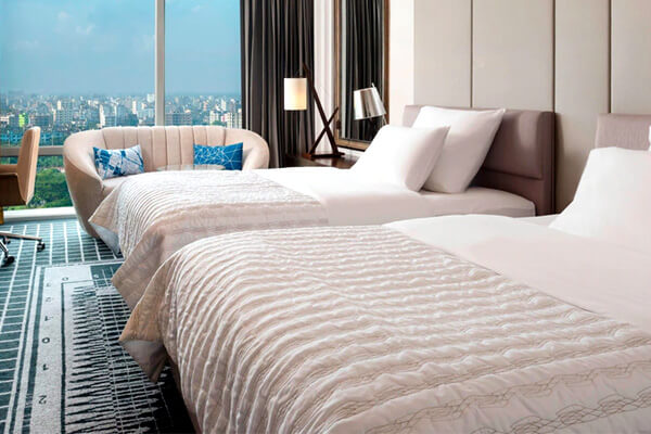 Double Beds Club Lounge