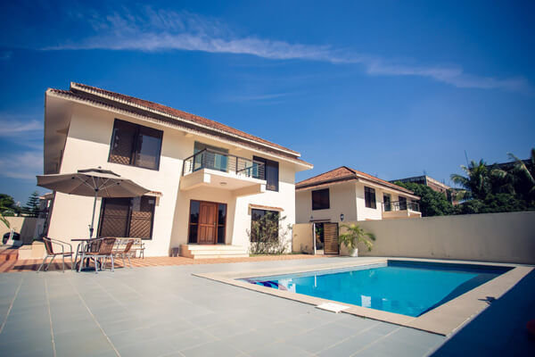 Premier-Villa-With-Pool-scaled