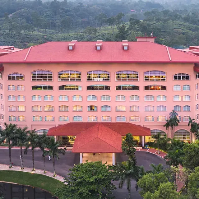 Grand Sultan Tea Resort